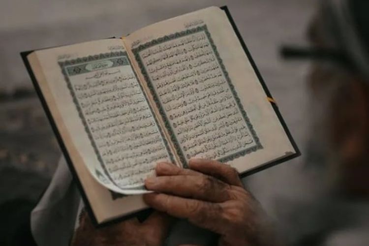 Beruntung Bagi Orang yang Membaca Ayat Kursi di Tiga Waktu Ini, Yuk Simak Fadhilahnya yang Didapatkannya  