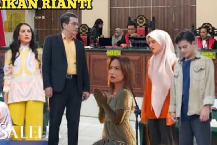 Sinopsis Sinetron Saleha 27 Juli 2024: Bu Sukma Bongkar Semua Kejahatan Bu Rianti Di Depan Pak Darmawan