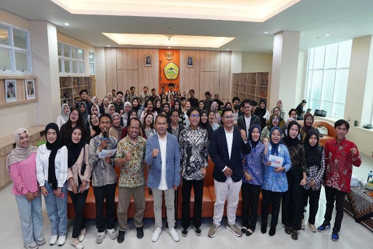 Promedia Gelar CoreLab 2025 di Kampus FISIP UNTIRTA: Kenalkan Seputar Bisnis Content Creator kepada Gen Z