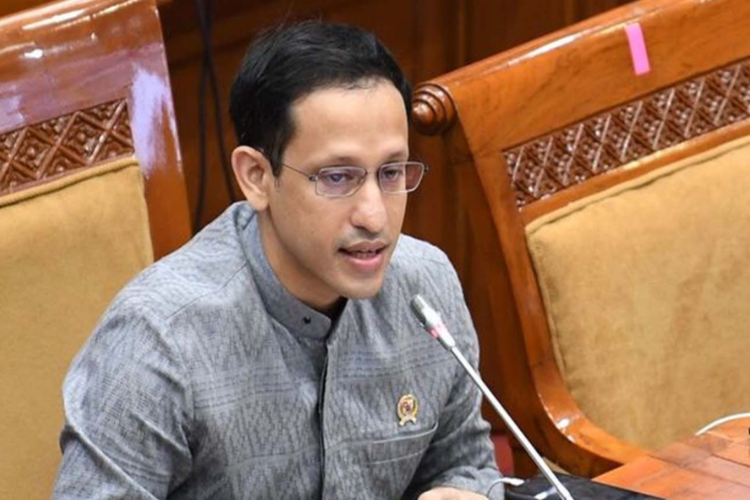 Jelaskan Pengadaan Laptop Chromebook Tak Ditujukan untuk Daerah 3T, Nadiem Makarim: Fokus Hanya Sekolah dengan Internet