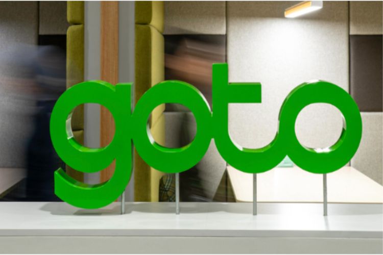 Dirut GoTo Patrick Walujo Melayat dan Janjikan Dukungan Finansial serta Asuransi untuk Keluarga Affan Kurniawan