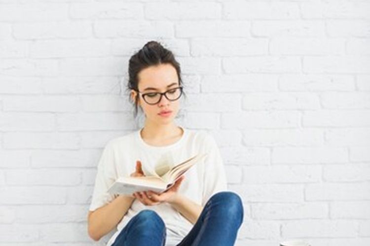 Manfaat Membaca Buku untuk Kesehatan Mental