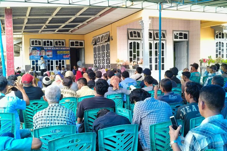 Al Haris Didampingi Firdaus Fattah Silaturahmi Bersama Warga Bajubang