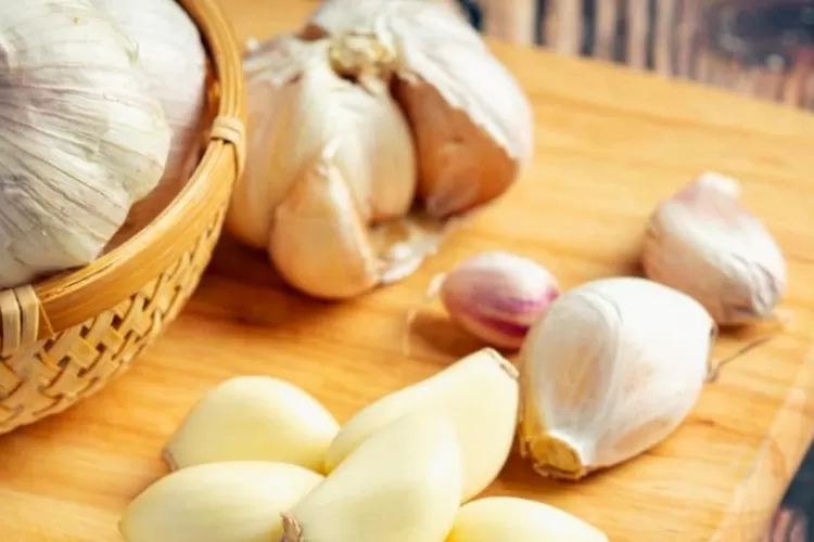 Bawang putih selain untuk bumbu masakan, ternyata memiliki manfaat yang baik untuk kesehatan (Instagram)