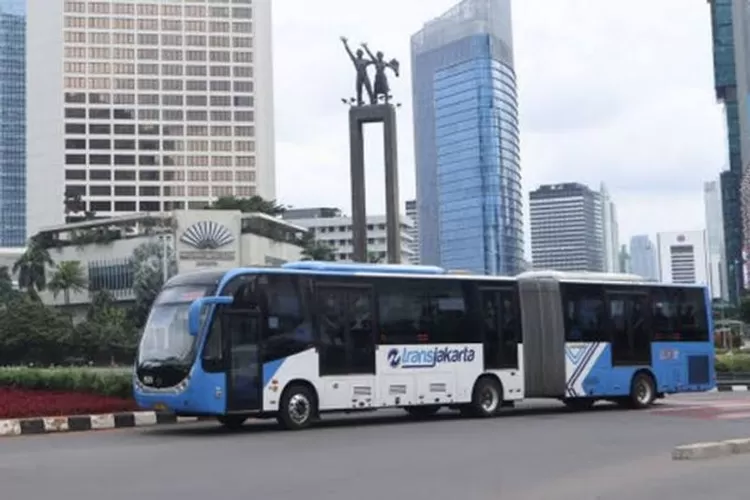 Akibat Salah Seorang Sopir Mengantuk, Tabrakan Beruntun Terjadi Antar 2 ...