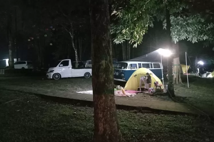 Taman Kyai Langgeng Buka Camper Park, Hidupkan Wisata Malam Di Kota ...