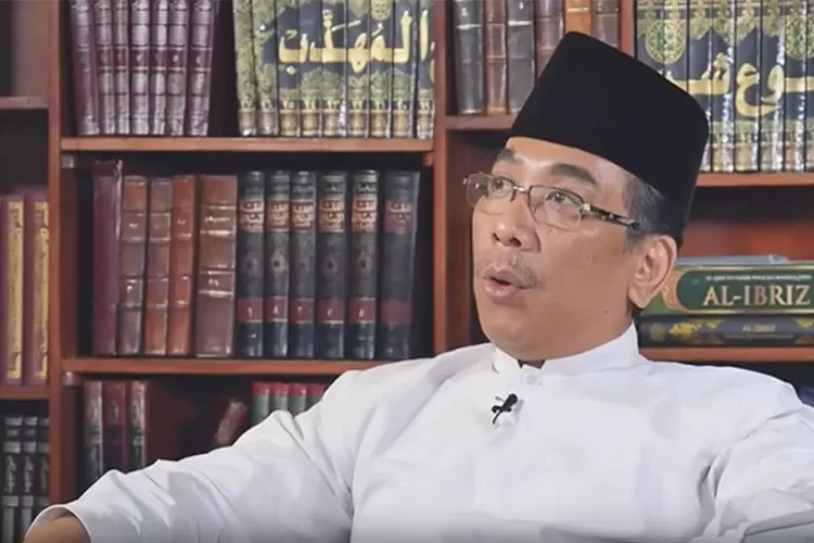 Terpilih Jadi Ketua Umum PBNU, Ini Profil Lengkap Yahya Cholil Staquf ...