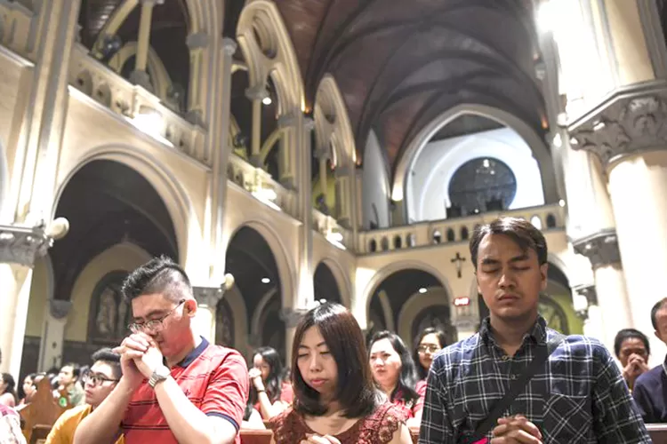 Ibadah Misa Natal Di Gereja Katedral Aman Dan Lancar - Smol Id