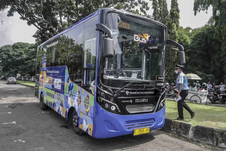 Trayek Dan Tarif Trans Metro Pasundan, Baru Beroperasi Di Bandung - Ayo ...