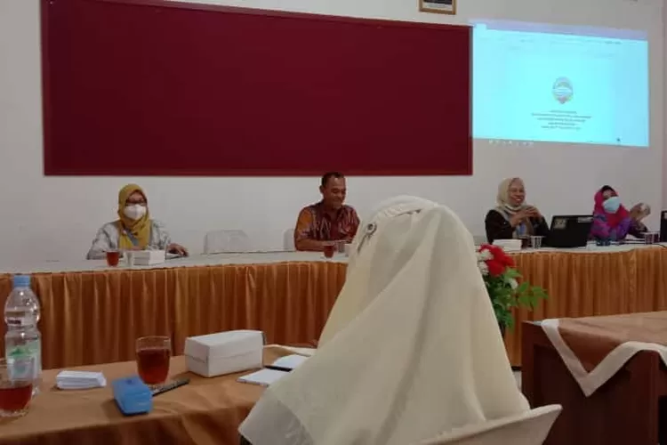 Pelaksnaan reorganisasi MGMP IPS SMP se Kabupaten Batang di SMPN 1 Kandeman.&nbsp;   Foto: dok&nbsp;