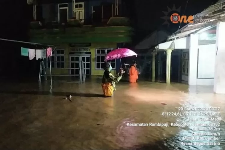 Sungai Petung Meluap, Banjir Jember Kini Meluas Hingga Lima Kecamatan ...