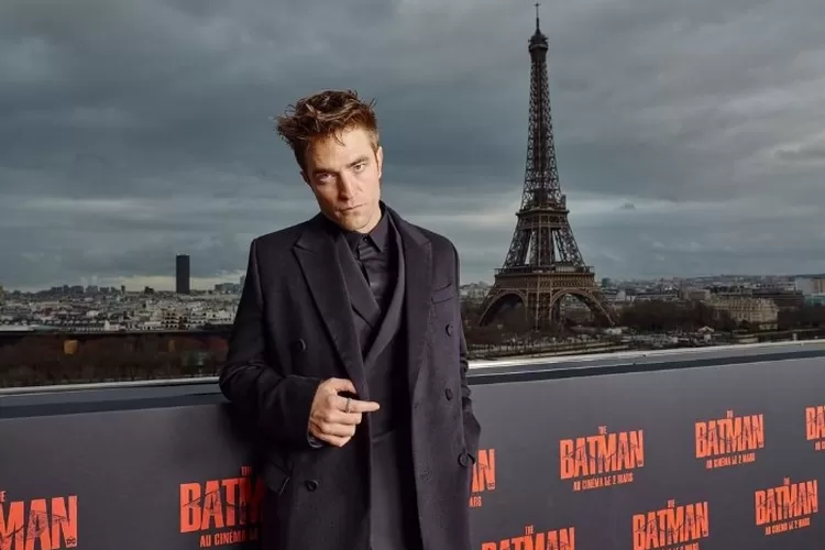Film The Batman yang Dibintangi Robert Pattinson Berhasil Meraih Box Office (Instagram @thebatman)