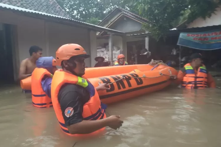 Banjir Dan Longsor Landa Purworejo, 6.085 Warga Mengungsi - Indotren