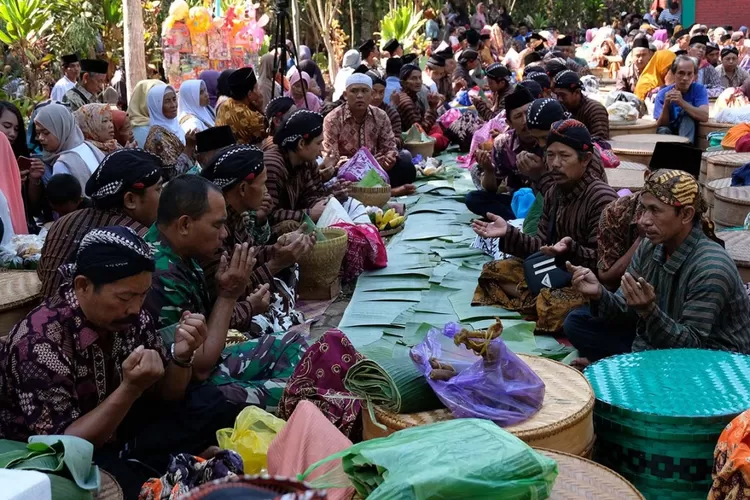 "Nyadran", Tradisi Jelang Ramadhan Yang Masih Bertahan - Sinar Harapan