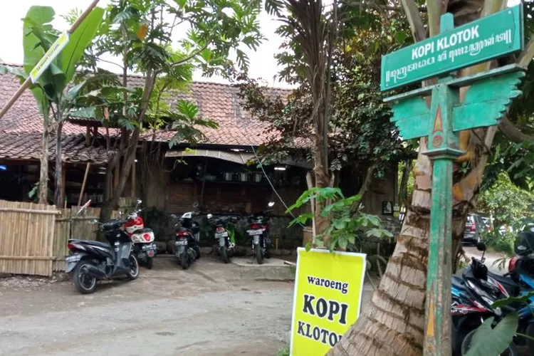 Warung Kopi Klotok Jogja Tempat Kuliner Sederhana Yang Selalu Ramai