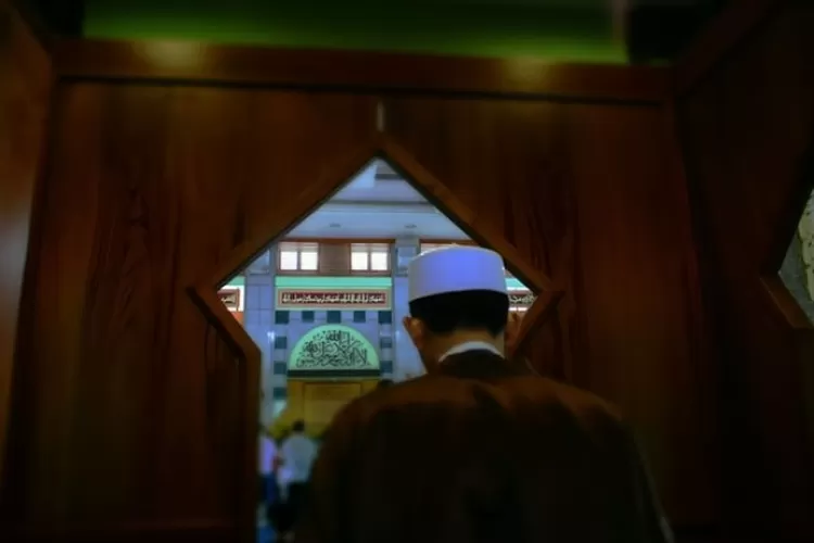 Bacaan Niat Sholat Qobliyah Dan Badiyah Maghrib Lengkap Tulisan Bahasa