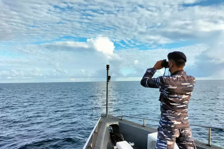 TNI AL Saat Melakukan pencarian. (Dok TNI AL)