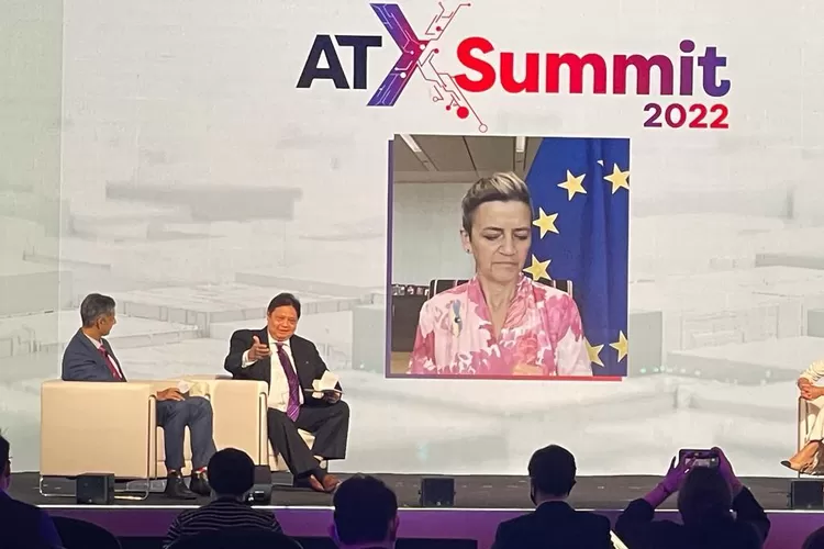 Airlangga Jadi Panelis ATxSummit Di Singapura, Inovasi Digital Kunci ...