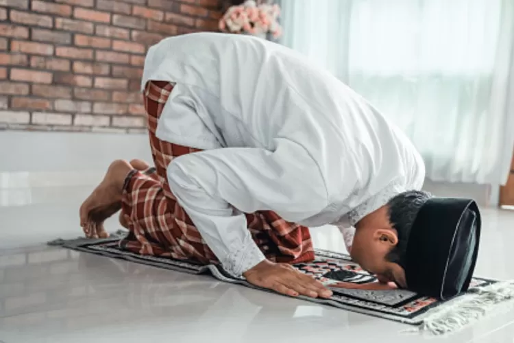 Sujud Sahwi Inilah Bacaan Latin Dan Tata Cara Pelaksanaan Dalam Salat