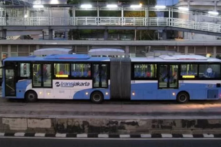 Layanan Transjakarta memburuk akibat direksi asal-asalan. Saatnya Pemprov DKI rekrut profesional (Pemprov DKI / HukamaNews.com)