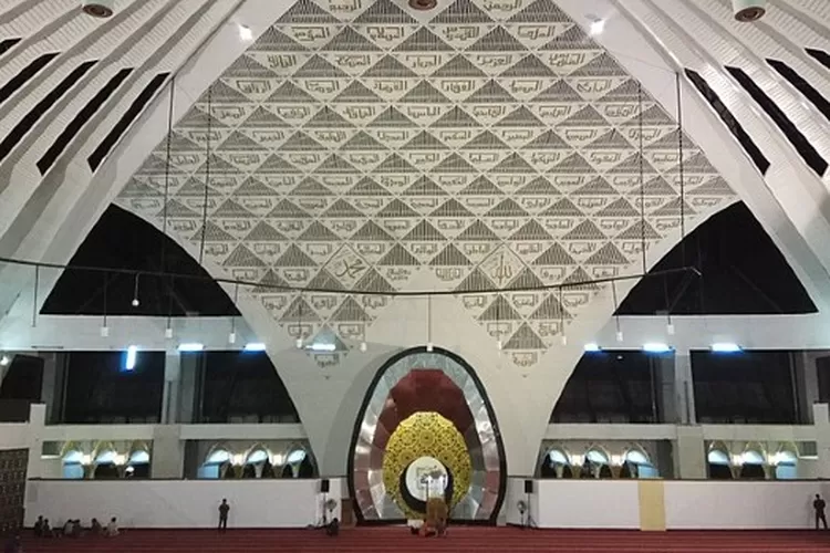 10 Masjid Rancangan Ridwan Kamil, Menakjubkan! - Urban Jabar