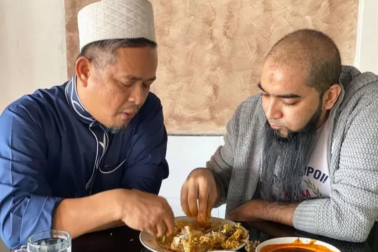 Hukum Makan Sebelum Menunaikan Sholat Idul Adha, Benarkah Jadi Sunah ...