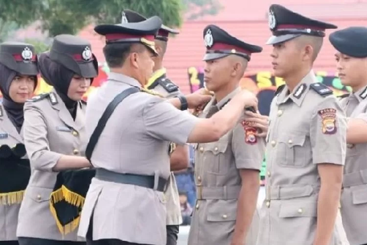 Daftar Urutan Pangkat Polisi Dari Pangkat Yang Tertinggi - Urban Bandung