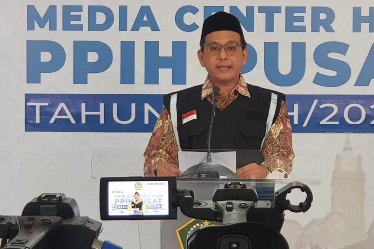 Plh Kepala Biro Humas, Data, dan Informasi Wawan Djunaedi saat jumpa pers di Jakarta.  (Foto. Kemenag.go.id)