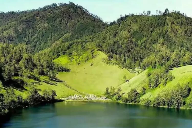 5 Tempat Angker Memiliki Kisah Mistis Di Gunung Semeru, Sebelum Mendaki ...