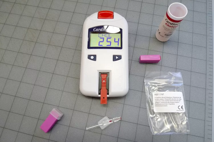Tes darah untuk mengetahui kadar kolesterol (flickr.com)