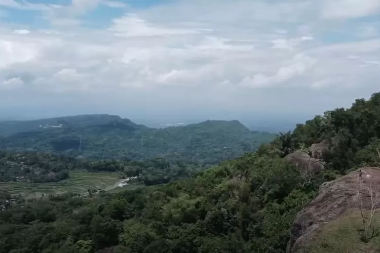 Desa Nglanggeran Jogja : Destinasi Wisata Desa Terbaik Dunia Tahun 2021 ...