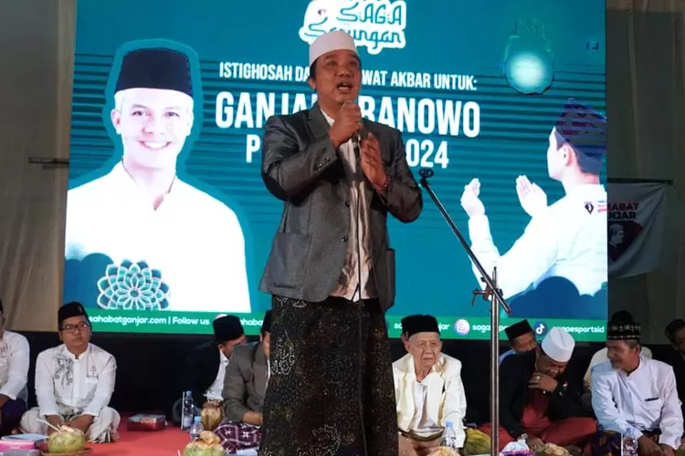 Ribuan Santri Dan Ulama Istighosah Akbar Untuk Ganjar Pranowo Di ...