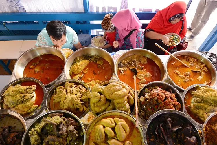 5 Rekomendasi Tempat Wisata Kuliner Malam 24 Jam Terkenal Di Kota Bogor ...