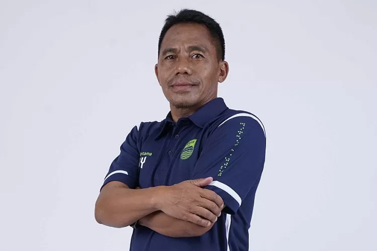 Persib Bandung 2023-24 Away Kit