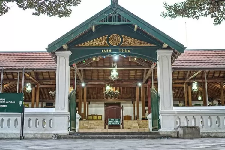 Sejarah Masjid Gedhe Mataram Dan Keagungan Arsitektur Bangunannya ...