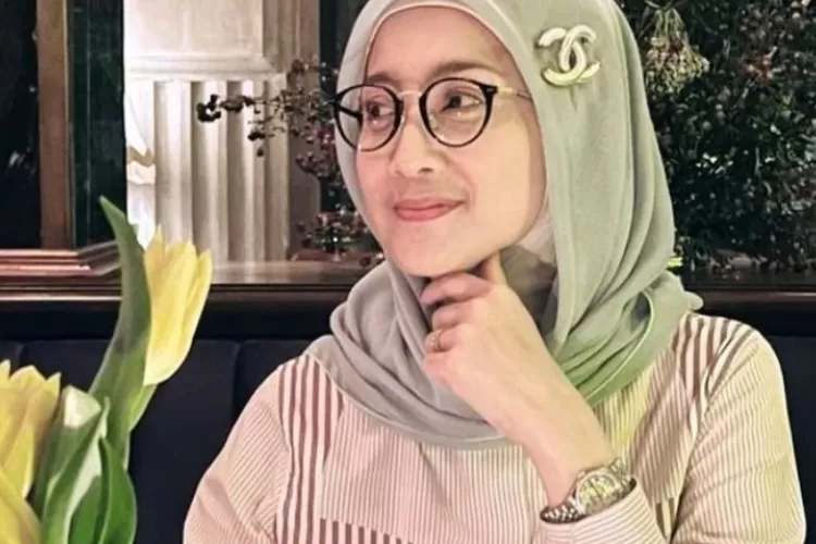 Panutan! Perjalanan Karier Desy Ratnasari, Sosok GADIS Sampul Hingga