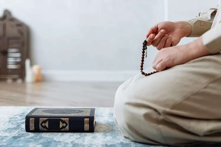 Khutbah Jumat Tentang Dzikir, Manfaat Berdzikir, Lengkap dengan Teks