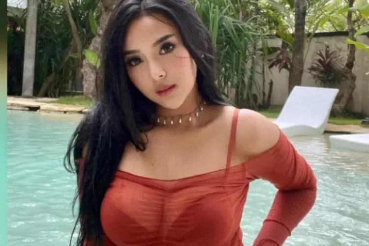 5 Potret Amelia Ns Selebgram Seksi Dengan Body Seksi Dan Buat Mata