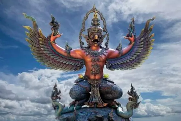 Gagah Kisah Makhluk Mitologi Burung Garuda Serta Alasan Dijadikan