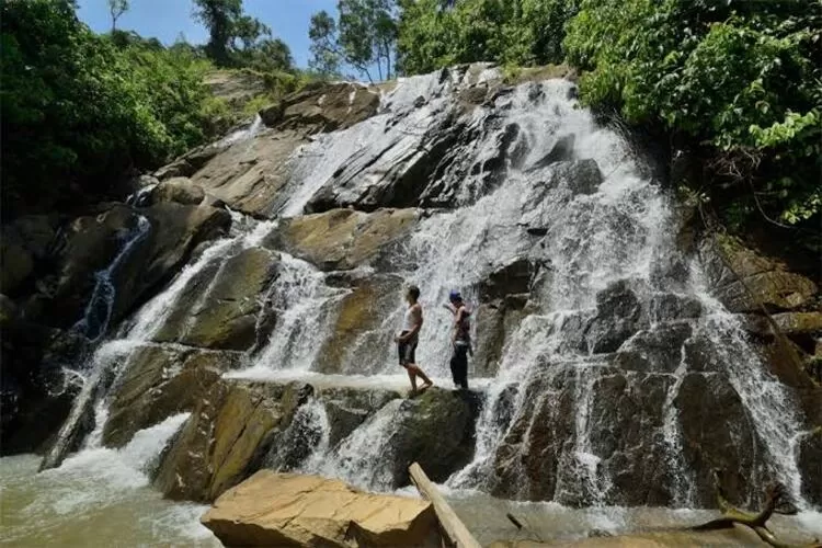 Liburan dengan Keindahan Alam Lampung, Tempat Wisata yang harus jadi Rencana Akhir Tahun (Foto/Alonesia/lampungtengahtourism.com)