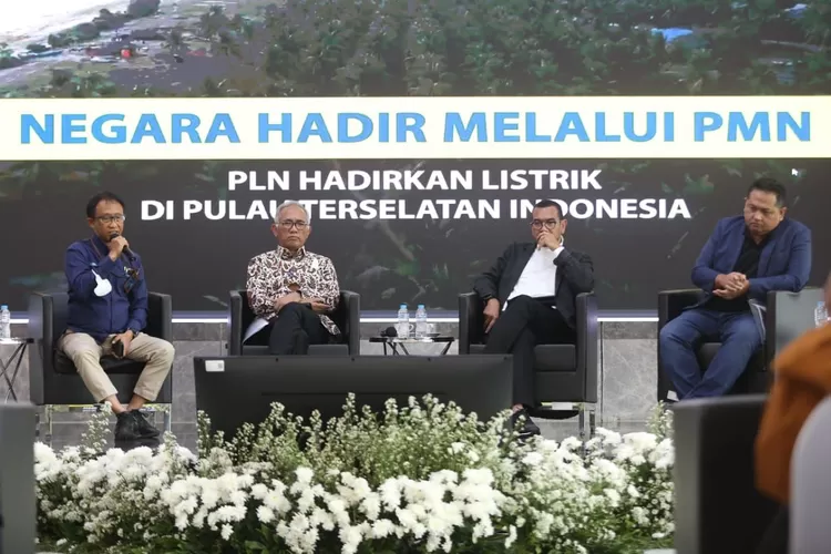 Ngobrol Pagi Seputar Bumn Direksi Pln Cerita Negara Hadir Melalui Pmn