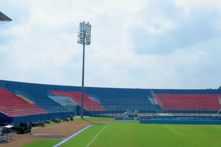 Berapa Sebenarnya Kapasitas Stadion Kanjuruhan Malang About Malang