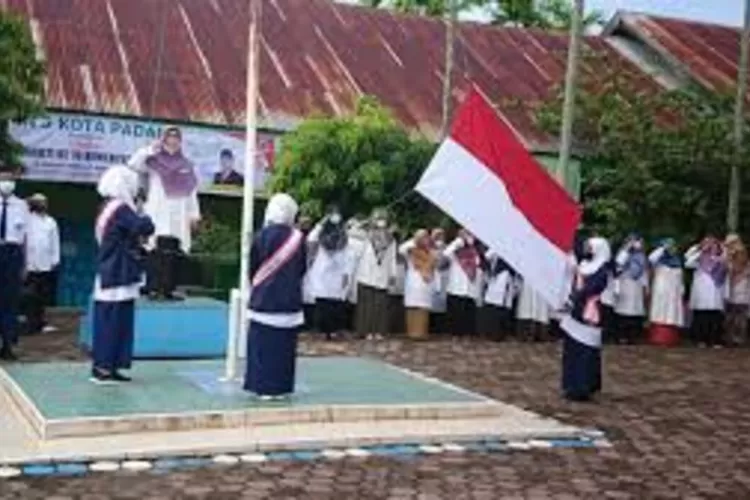 Contoh Amanat Pembina Upacara Bendera Hari Senin Tema Tata Tertib ...