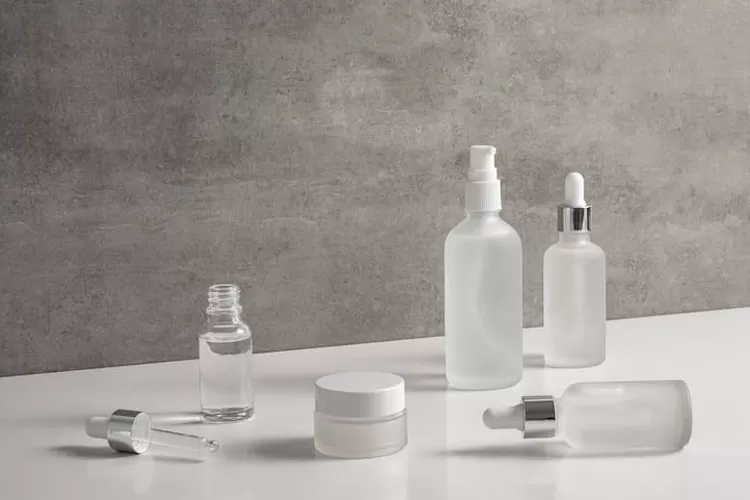 Tips Memilih Sunscreen untuk Kulit Berminyak agar Tetap Sehat dan Tidak Lengket