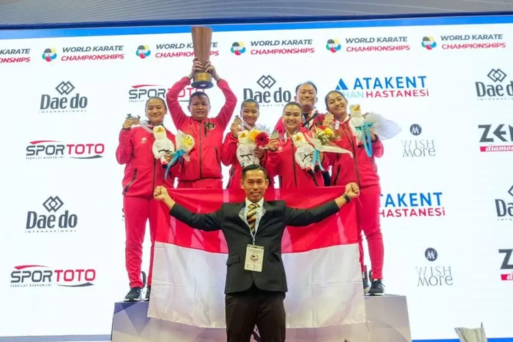 Harumkan Indonesia di Kancah Dunia, 2 Atlet Karate Junior Boyong Dua