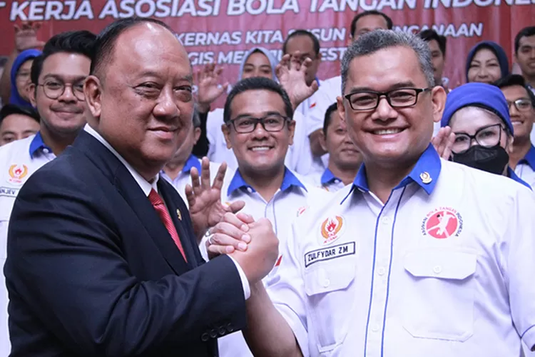 Resmi Dilantik Sebagai Ketua Umum PB ABTI KONI Pusat Jenjang Go Internasional Di Pundak