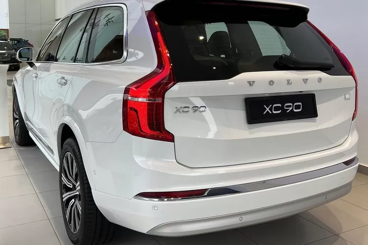 Volvo XC90 Diluncurkan Dan Masuk Indonesia 2023?, Harga Rp200 Jutaan ...