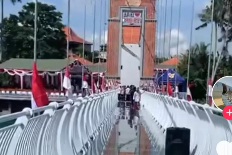 Petama Di Asia Tenggara, Wisata Baru Glass Bridge / Jembatan Kaca Bali ...