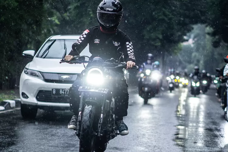 Begini Cara Menjaga Motor Tetap Prima Saat Musim Hujan - Harian Haluan