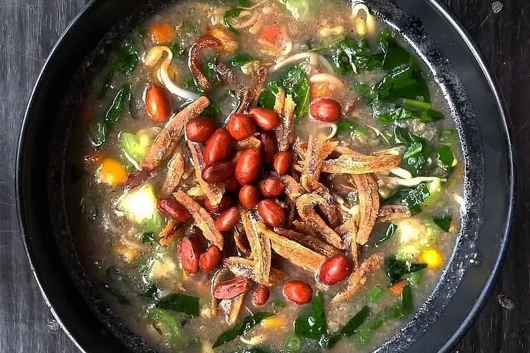 Bubur Pedas atau Bubor Paddas merupakan makanan khas Kalimantan Barat (instagram / @buburpedas.panglime)